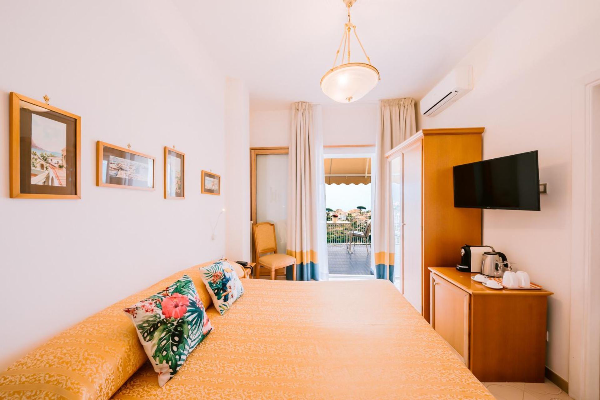 Hotel Zi'Ntonio Scala Kültér fotó