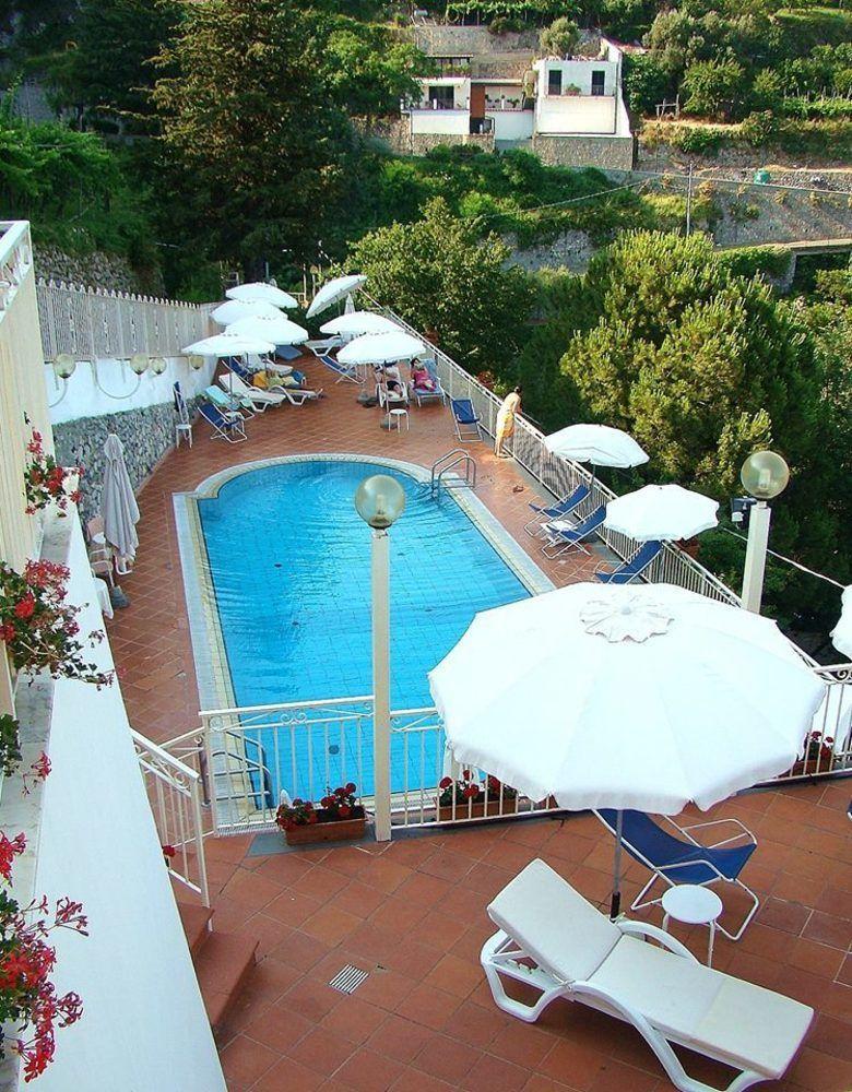 Hotel Zi'Ntonio Scala Kültér fotó